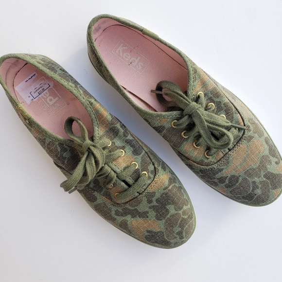 Keds Shoes - [Keds] Rounded Toe Sneakers Green Camo Size 8